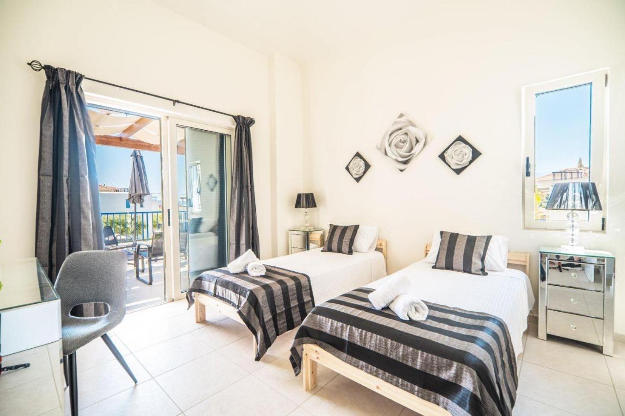 Villa Rodo Pirgos Psilonerou Екстер'єр фото